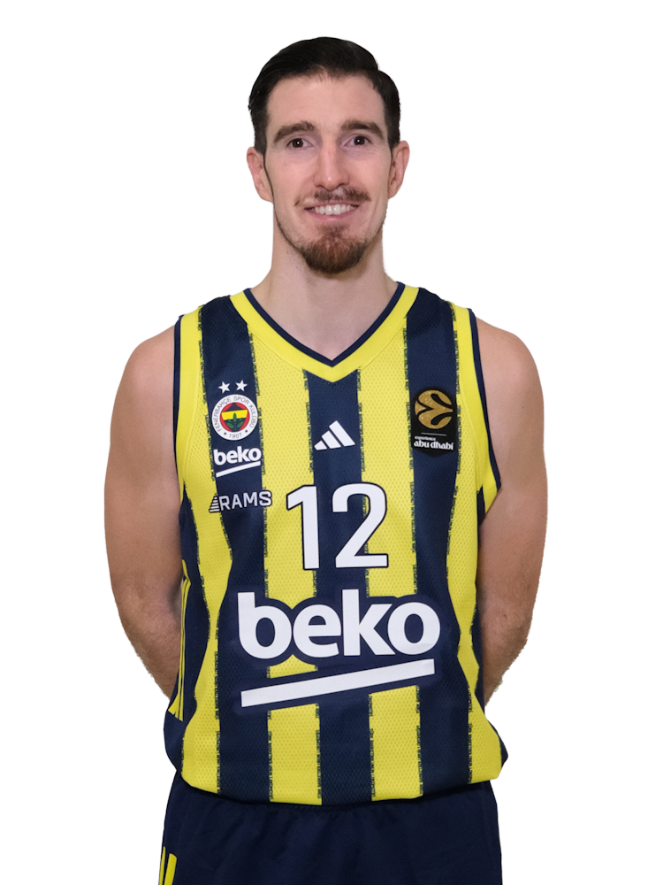 Nando De Colo headshot