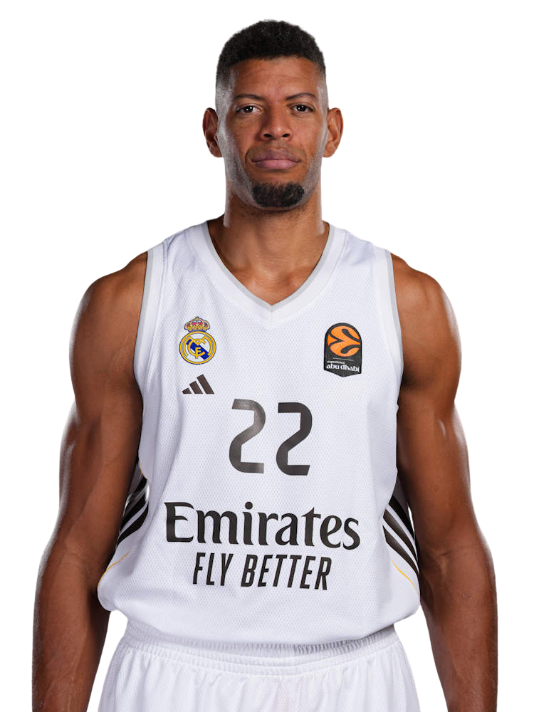 Walter Tavares headshot